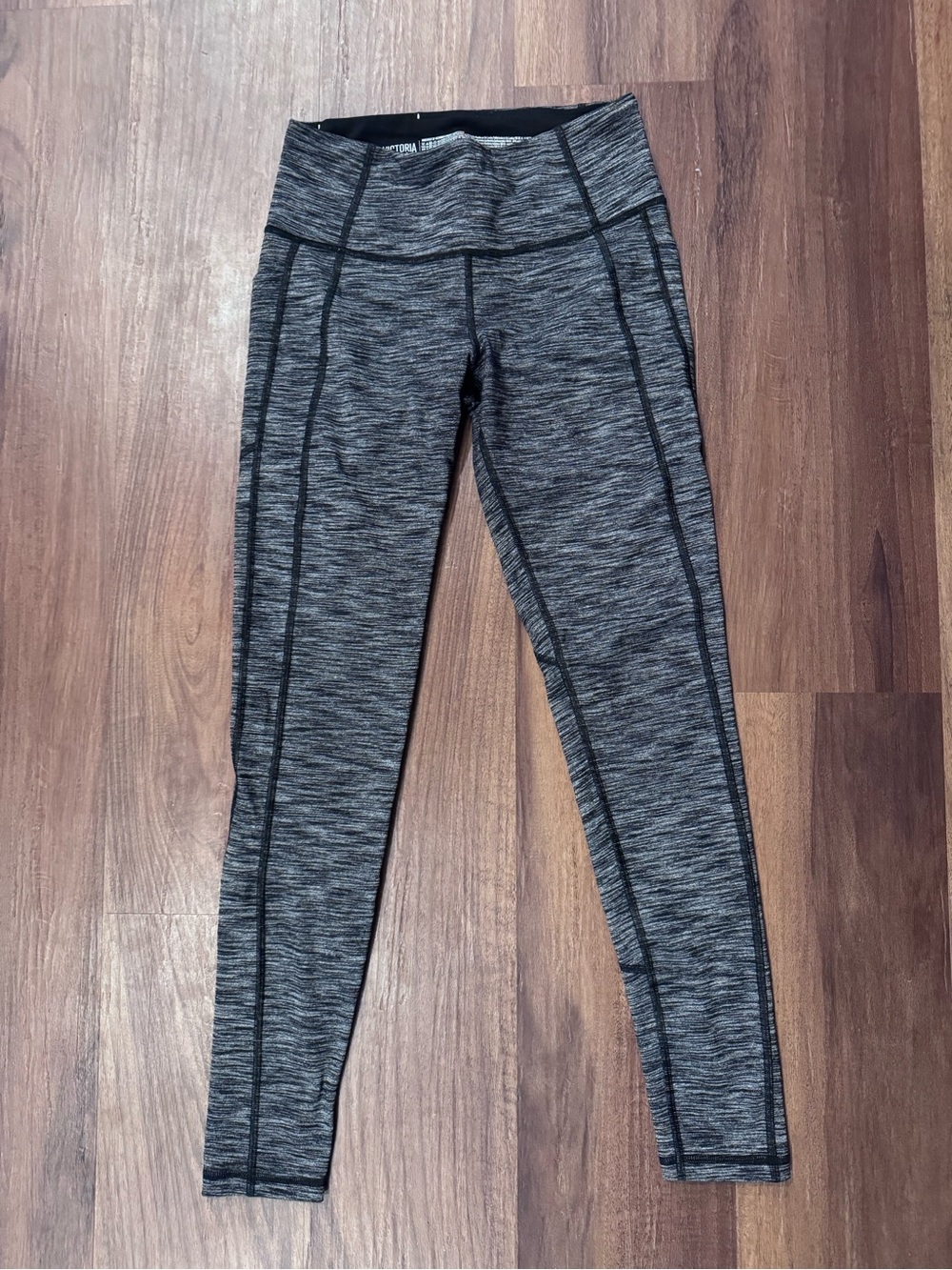 Victoria's Secret Black and Gray Space-Dye Workout Leggings